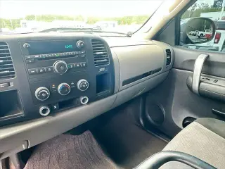 GMC Sierra 1500 2008 2WD Work Truck 4dr Crew Cab 5.8 ft. SB