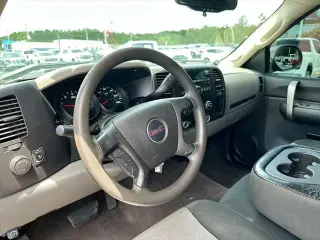 GMC Sierra 1500 2008 2WD Work Truck 4dr Crew Cab 5.8 ft. SB