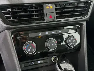 Volkswagen Taos 2024 S 4dr SUV