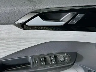 Volkswagen Taos 2024 S 4dr SUV