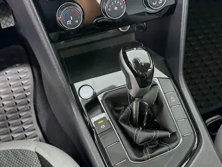 Volkswagen Taos 2024 S 4dr SUV