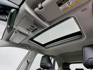 Toyota RAV4 2024 XLE Premium 4dr SUV