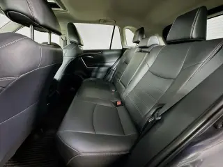 Toyota RAV4 2024 XLE Premium 4dr SUV