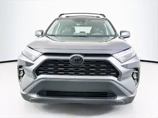 Toyota RAV4 2024 XLE Premium 4dr SUV