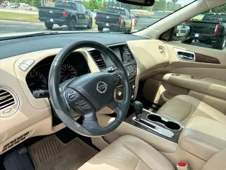 Nissan Pathfinder 2018 S 4dr SUV