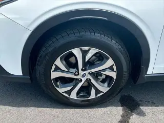 Subaru Outback 2021 AWD Limited 4dr Crossover