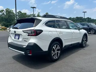 Subaru Outback 2021 AWD Limited 4dr Crossover