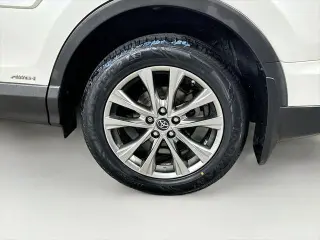 Toyota RAV4 Hybrid 2018 AWD Limited 4dr SUV
