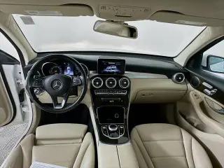 Mercedes-Benz GLC 2019 GLC 300 4dr SUV