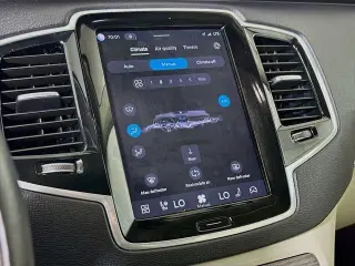 Volvo XC90 2023 AWD B5 Plus Bright Theme 4dr SUV