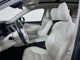 Volvo XC90 2023 AWD B5 Plus Bright Theme 4dr SUV
