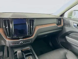 Volvo XC60 2023 AWD B5 Plus Bright Theme 4dr SUV