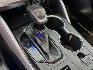 Toyota Highlander 2021 AWD XLE 4dr SUV