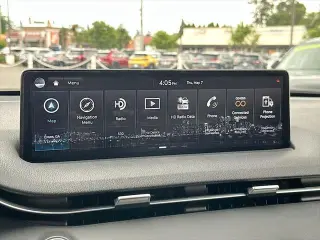 Genesis GV70 2022 AWD 2.5T Standard 4dr SUV