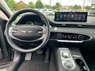 Genesis GV70 2022 AWD 2.5T Standard 4dr SUV