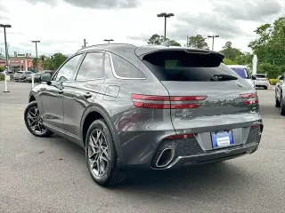 Genesis GV70 2022 AWD 2.5T Standard 4dr SUV