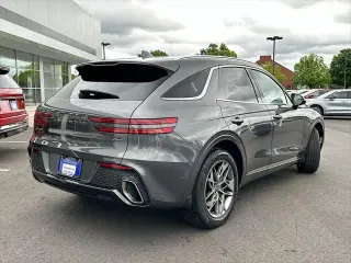Genesis GV70 2022 AWD 2.5T Standard 4dr SUV