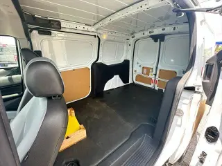 Ford Transit Connect 2018 XL 4dr LWB Cargo Mini-Van w/Rear Cargo Doors