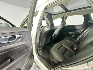 Volvo XC60 2021 T5 Momentum 4dr SUV