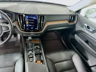 Volvo XC60 2021 T5 Momentum 4dr SUV