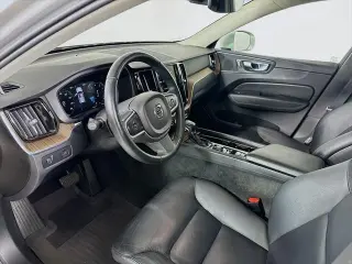 Volvo XC60 2021 T5 Momentum 4dr SUV