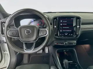Volvo XC40 2021 AWD T5 R-Design 4dr SUV