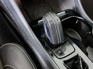 Volvo XC40 2021 AWD T5 R-Design 4dr SUV
