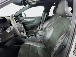 Volvo XC40 2021 AWD T5 R-Design 4dr SUV