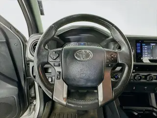 Toyota Tacoma 2017 4x2 TRD Sport 4dr Double Cab 6.1 ft LB