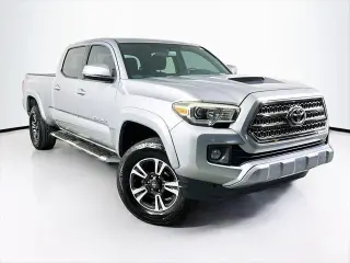 Toyota Tacoma 2017 4x2 TRD Sport 4dr Double Cab 6.1 ft LB