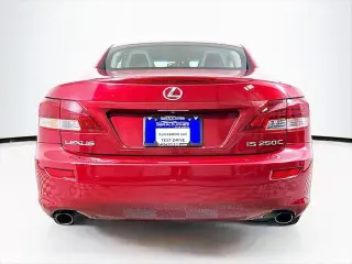 Lexus IS 250C 2010 2dr Convertible 6A