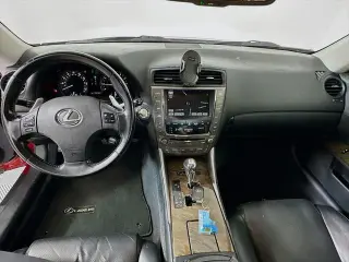 Lexus IS 250C 2010 2dr Convertible 6A
