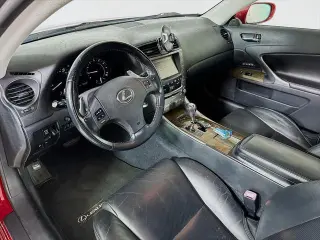 Lexus IS 250C 2010 2dr Convertible 6A