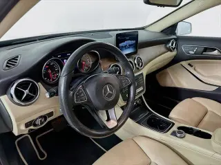 Mercedes-Benz GLA 2018 GLA 250 4dr SUV