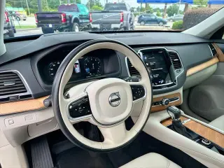 Volvo XC90 2022 AWD T6 Momentum 6-Passenger 4dr SUV