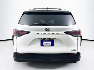 Toyota Sienna 2023 XLE 8-Passenger 4dr Mini-Van