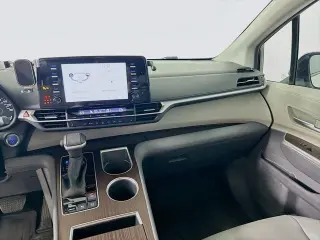 Toyota Sienna 2023 XLE 8-Passenger 4dr Mini-Van