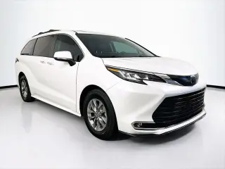 Toyota Sienna 2023 XLE 8-Passenger 4dr Mini-Van