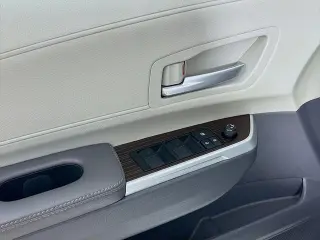 Toyota Sienna 2023 XLE 8-Passenger 4dr Mini-Van
