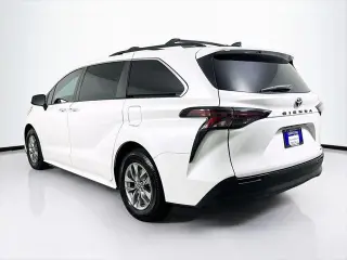 Toyota Sienna 2023 XLE 8-Passenger 4dr Mini-Van