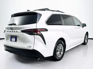 Toyota Sienna 2023 XLE 8-Passenger 4dr Mini-Van