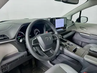 Toyota Sienna 2023 XLE 8-Passenger 4dr Mini-Van