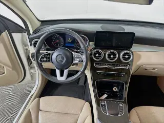 Mercedes-Benz GLC 2021 GLC 300 4dr SUV