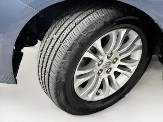 Toyota Sienna 2013 XLE 7-Passenger Auto Access Seat 4dr Mini-Van