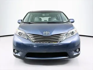 Toyota Sienna 2013 XLE 7-Passenger Auto Access Seat 4dr Mini-Van