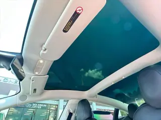 Tesla Model 3 2019 AWD Performance 4dr Fastback