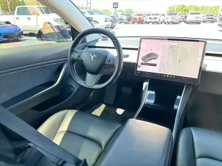 Tesla Model 3 2019 AWD Performance 4dr Fastback