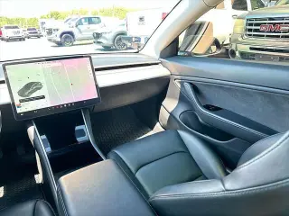 Tesla Model 3 2019 AWD Performance 4dr Fastback