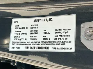 Tesla Model 3 2019 AWD Performance 4dr Fastback