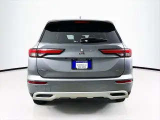 Mitsubishi Outlander 2023 SE 4dr SUV